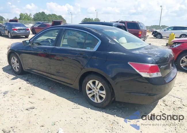 1HGCP26488A117458: 40243826