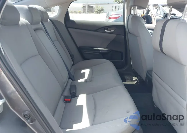 2HGFC2F75JH599994: 40244156