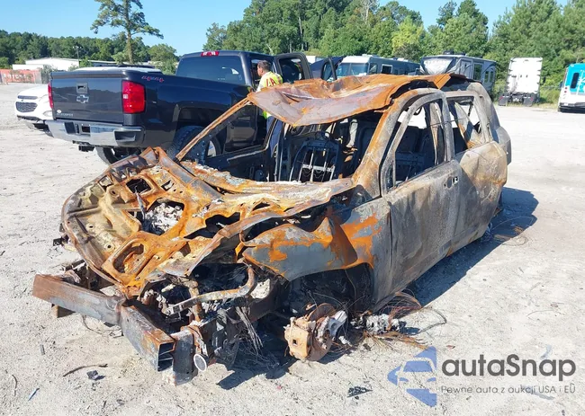 1C4NJDEB9FD106212: 40245404