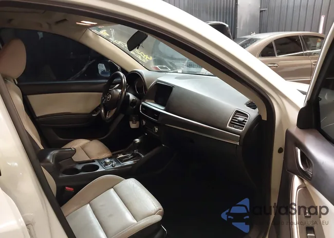 JM3KE2DY3G0833296: 40245707