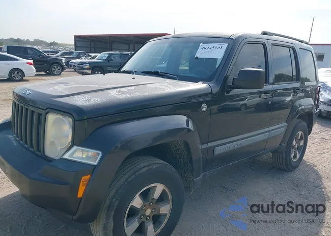 1J8GN28KX8W181952: 40245051