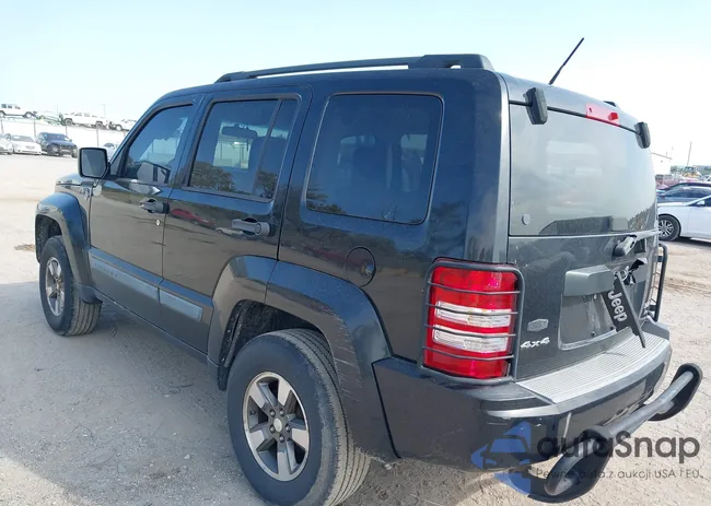 1J8GN28KX8W181952: 40245051