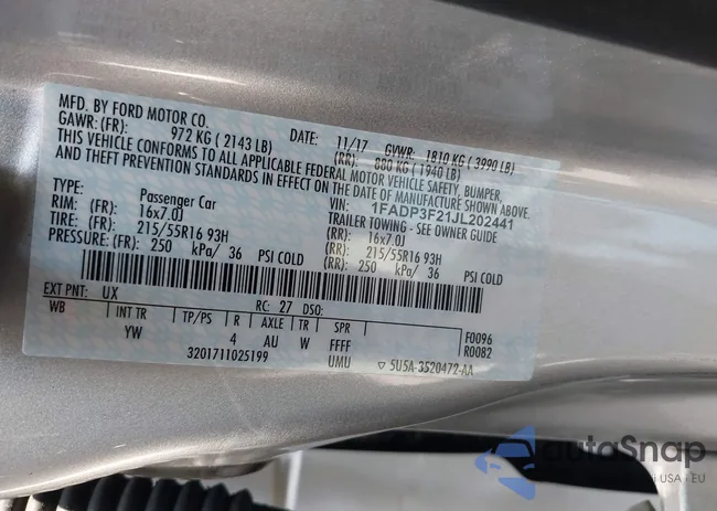 1FADP3F21JL202441: 40246729