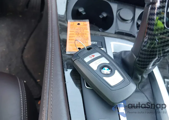 WBA5B3C59ED537469: 40248783