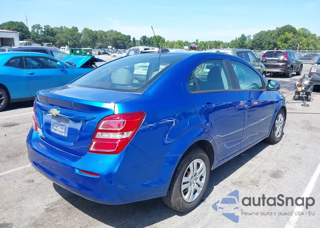 1G1JB5SH9H4121184: 40249230