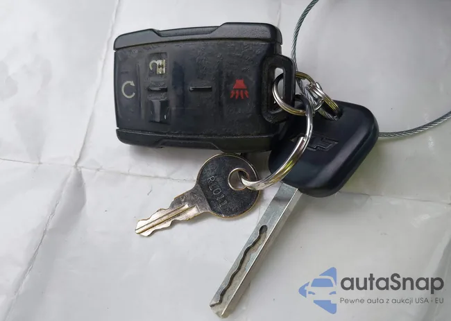 1GCVKREC2HZ180547: 40249187