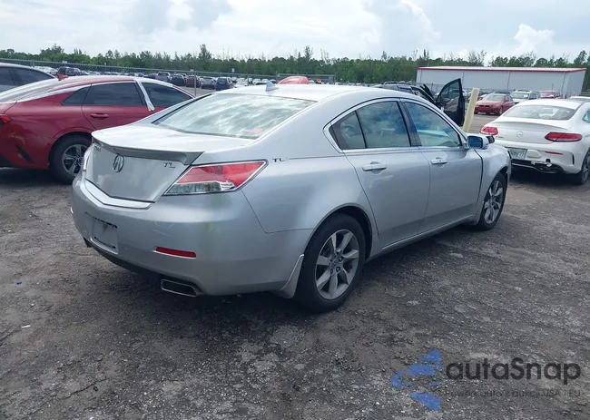 19UUA8F51CA026784: 40251552