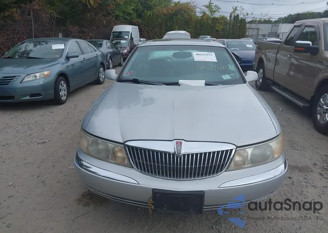 1LNFM97VXWY707441: 40251153