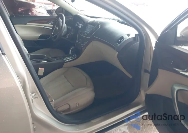 2G4GK5EXXE9219875: 40254072