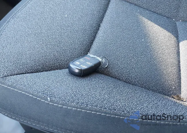 3C6MRVJG9NE114696: 40255316