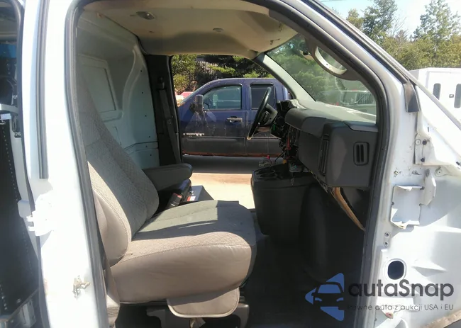 1GCWGFCF6F1151601: 40255482