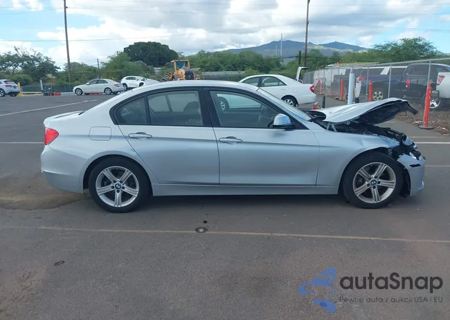 WBA3A5G52CNN65587: 40257554