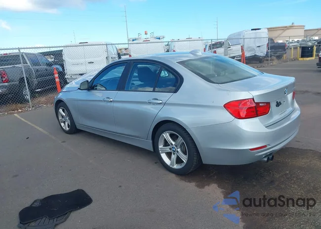 WBA3A5G52CNN65587: 40257554