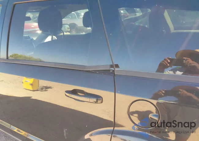 3C4PDCBG8FT564487: 40258600