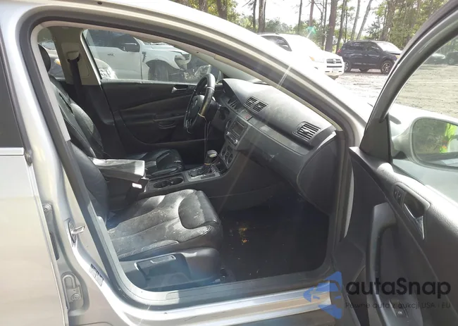 WVWEK73C66P068043: 40262803