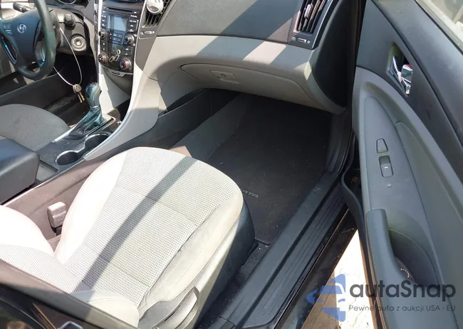 5NPEB4ACXCH379208: 40267363