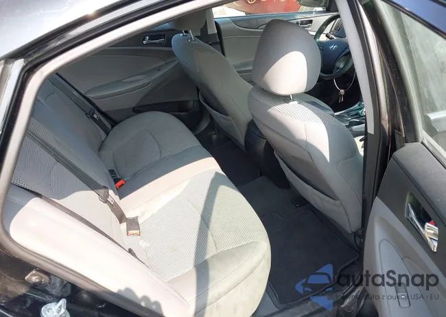 5NPEB4ACXCH379208: 40267363