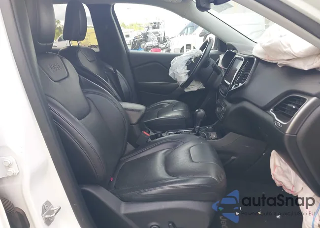 1C4PJMDN8KD179750: 40267561