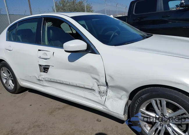 JN1CV6AP6CM936377: 40268262