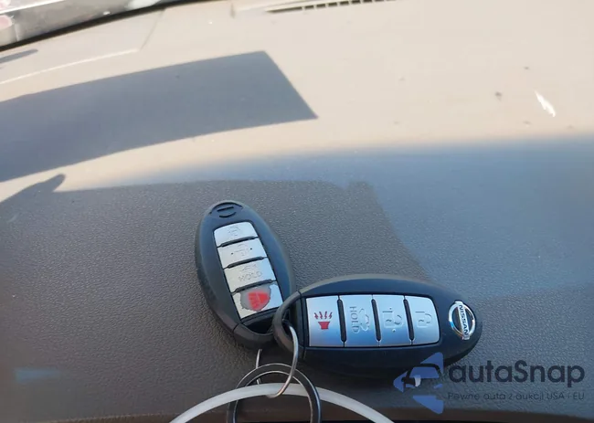 1N4AL2AP6CN556233: 40268439