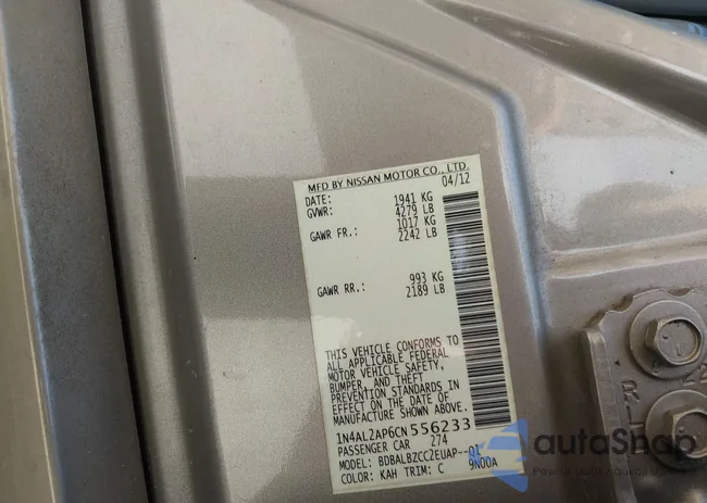 1N4AL2AP6CN556233: 40268439