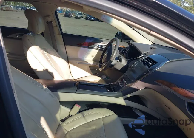 3LN6L2G98DR802167: 40268605