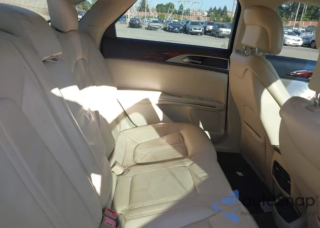 3LN6L2G98DR802167: 40268605