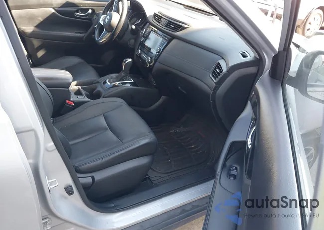 JN8AT2MV6JW325963: 40267913