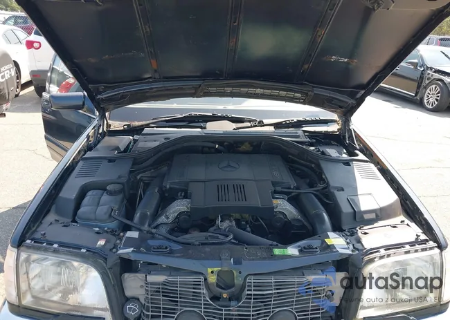 WDBGA43G7XA427030: 40269355