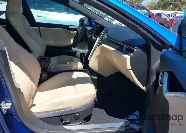 5YJSA1E13GF175867: 40269952