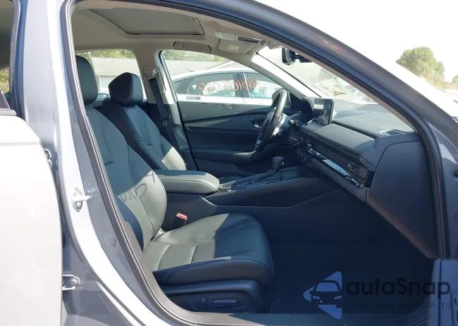 1HGCY2F66RA060273: 40272332