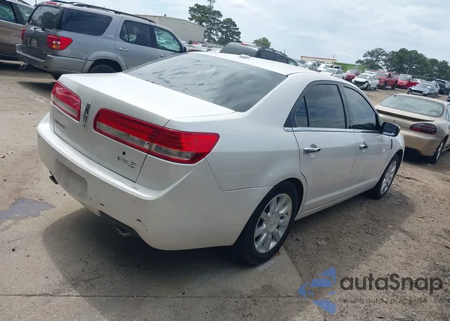 3LNHL2GC9AR601300: 40272518