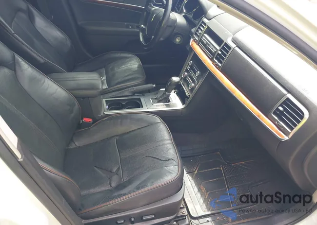 3LNHL2GC9AR601300: 40272518