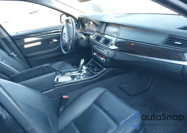 WBAFR7C57DC817192: 40273740