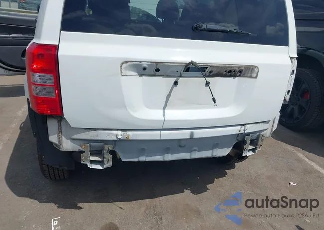 1C4NJPBA0ED545438: 40273845