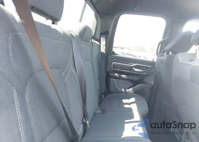 1C6SRFBT2NN480536: 40273911