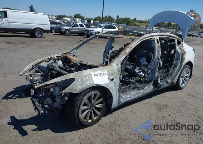 5YJ3E1EB9PF670270: 40275293