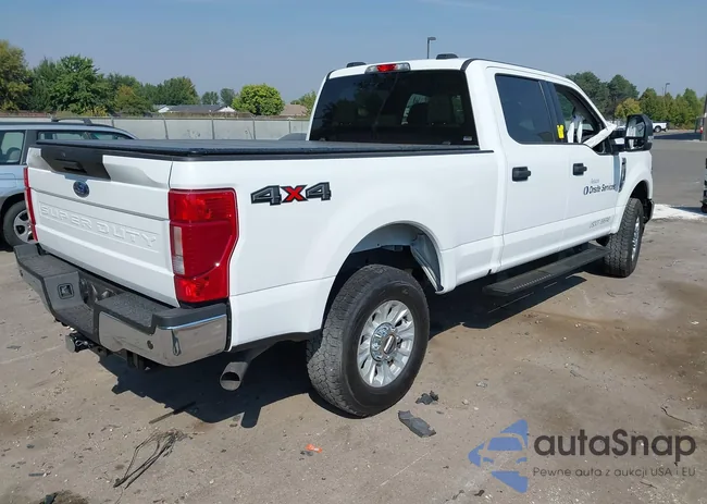 1FT7W2B63NEF92059: 40276234