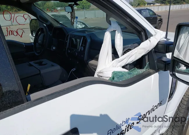 1FT7W2B63NEF92059: 40276234