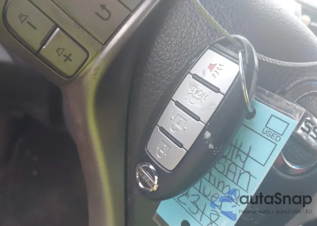 1N4AL3AP1EC272318: 40277600