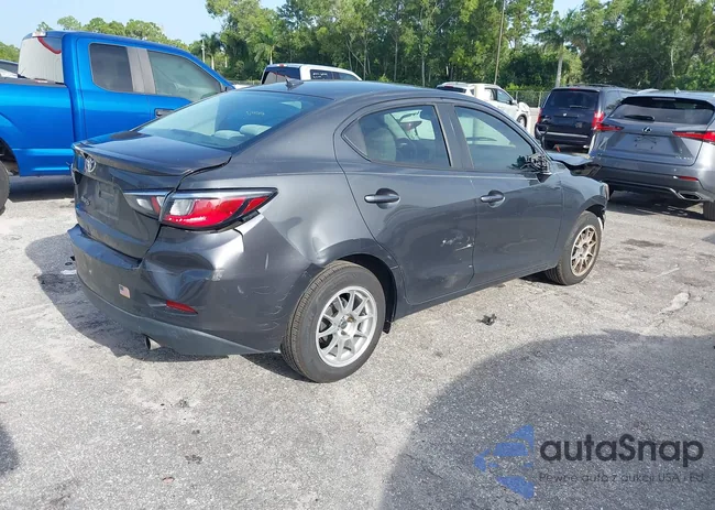 3MYDLBYV9KY524844: 40278073