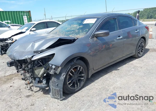 1N4AL3AP5HN365576: 40279589