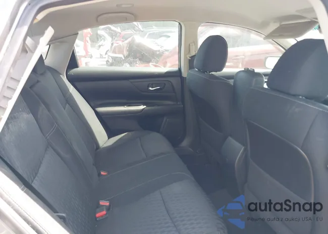 1N4AL3AP5HN365576: 40279589