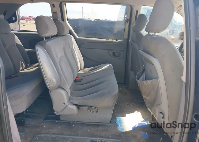 1A4GP45R96B586584: 40282524