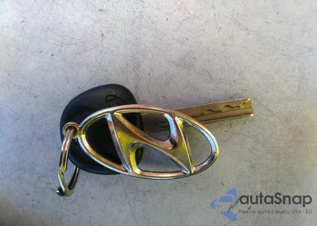 KMHTC6AD5CU044318: 40283557