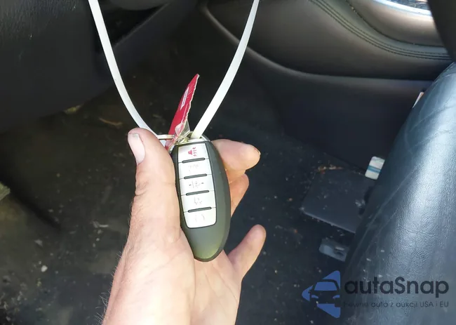 5N1AL0MN3DC351812: 40286128