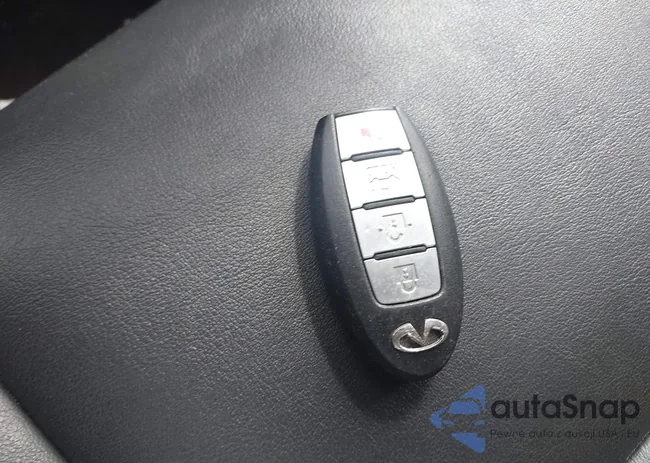 JN1BV7ARXEM698605: 40286330