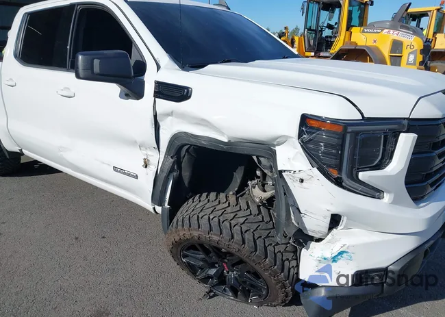 3GTPUJEK8NG682860: 40286981