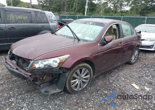 1HGCP2F73BA132760: 40287377