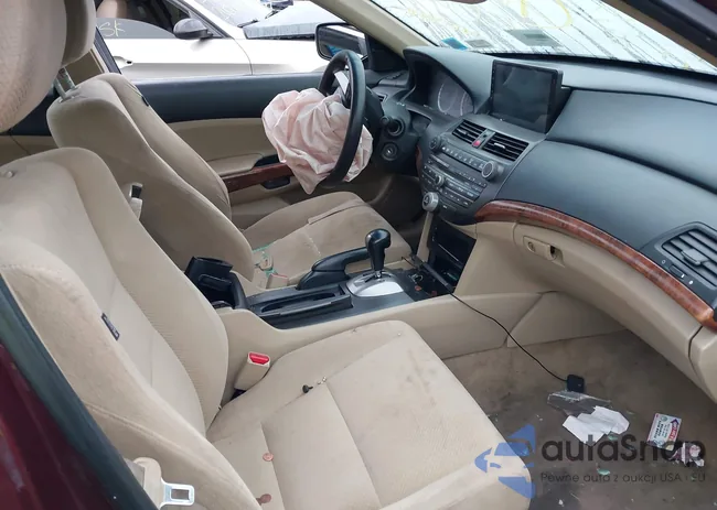 1HGCP2F73BA132760: 40287377